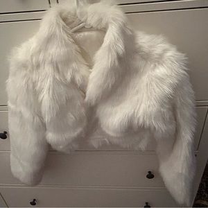 Faux fur short jacket